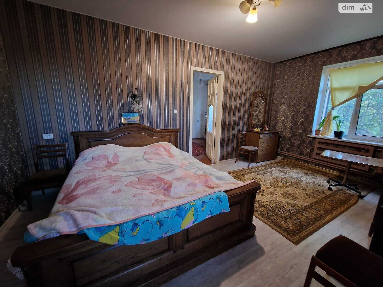двоповерховий будинок з верандою, 320 кв. м, цегла. Здається помісячно в Дніпрі, в районі 12 квартал фото 1 двопроверховий будинок з верандою, 320 кв. м, цегла. Здається помісячно в Дніпрі, в районі 12 квартал фото 1
