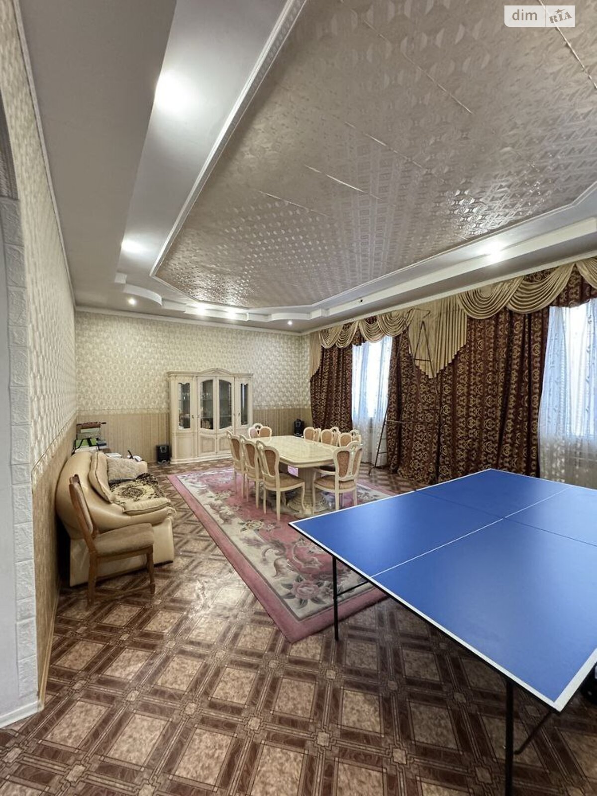 двухэтажный дом, 300 кв. м, кирпич. Сдается помесячно в Днепре, в районе Амур фото 1