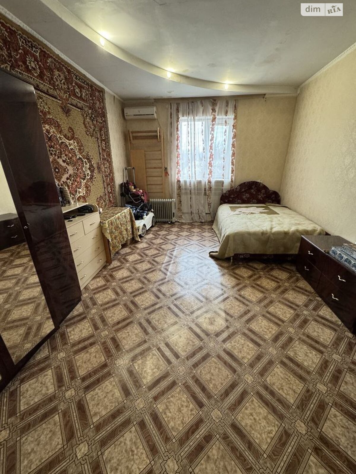 двухэтажный дом, 300 кв. м, кирпич. Сдается помесячно в Днепре, в районе Амур фото 1