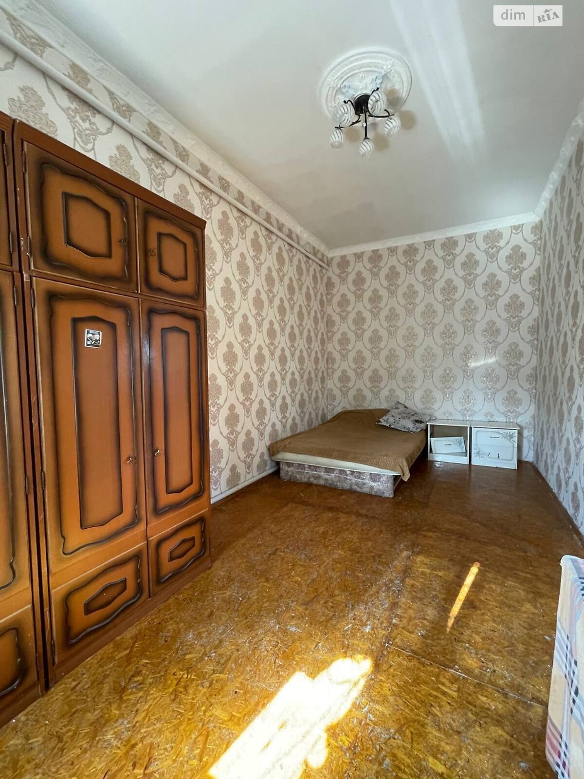 одноэтажный дом с верандой, 200 кв. м, кирпич. Сдается помесячно в Днепре, в районе Березановка фото 1 одноэтажный дом с верандой, 200 кв. м, кирпич. Сдается помесячно в Днепре, в районе Березановка фото 1