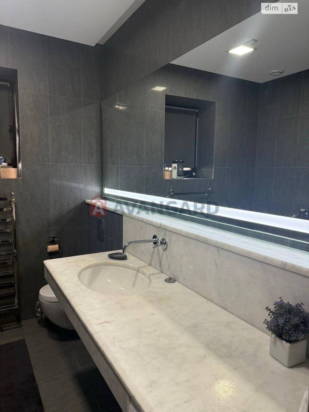 одноэтажный дом, 127 кв. м, кирпич. Сдается помесячно в Днепре, в районе Чечеловский фото 1