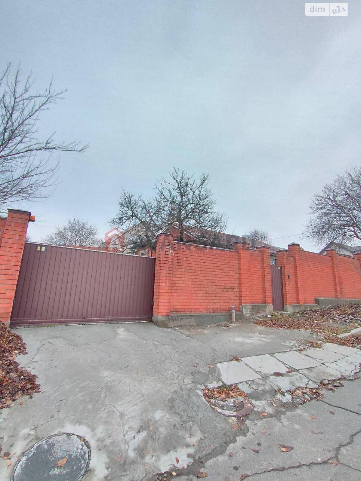 одноэтажный дом, 127 кв. м, кирпич. Сдается помесячно в Днепре, в районе Чечеловский фото 1