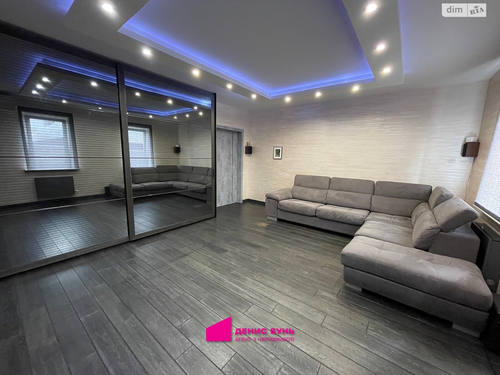 двухэтажный дом с гаражом, 126 кв. м, кирпич. Сдается помесячно в Днепре, в районе Соборный фото 1 двухэтажный дом с гаражом, 126 кв. м, кирпич. Сдается помесячно в Днепре, в районе Соборный фото 1