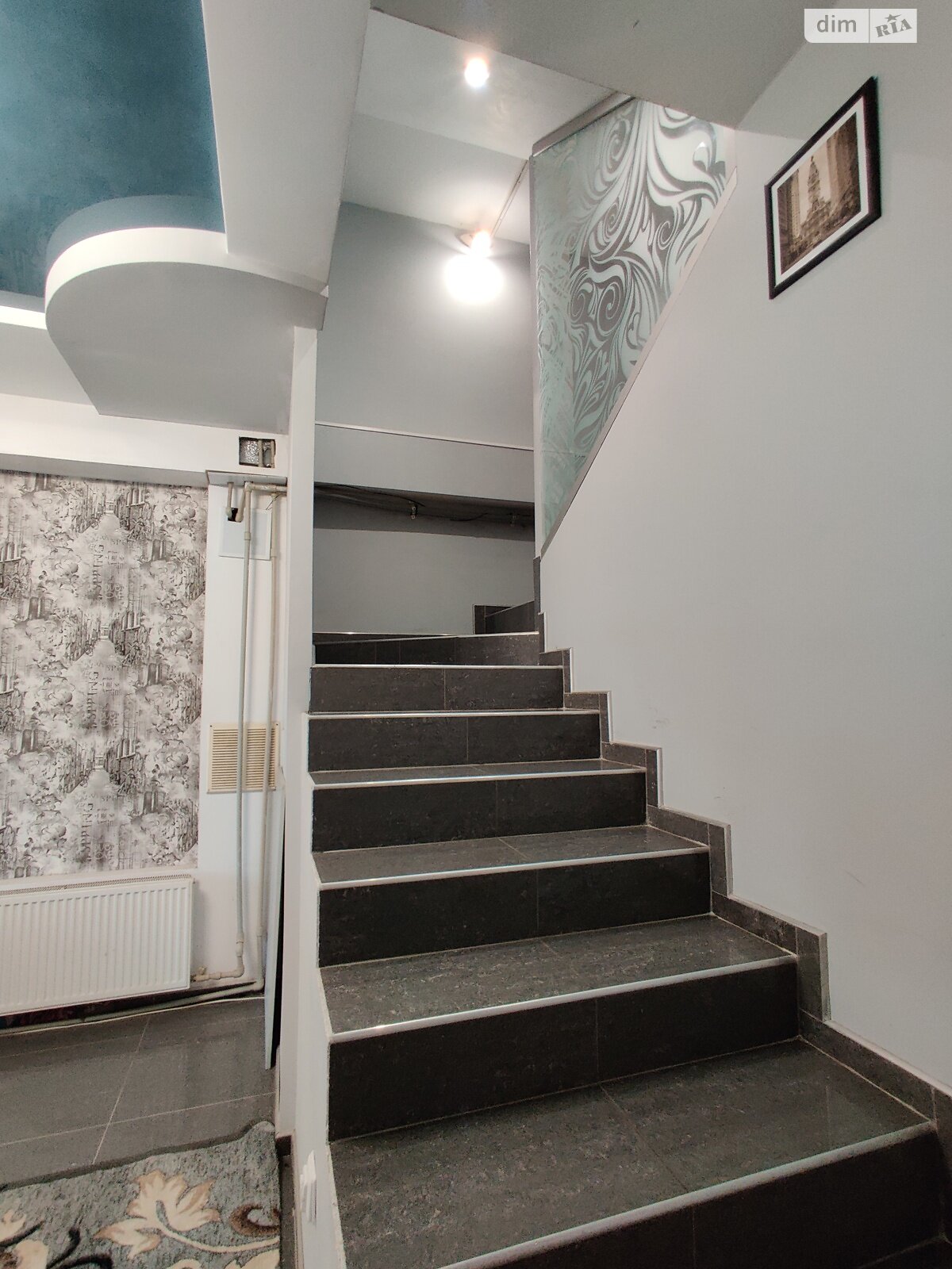 триповерховий будинок бесідка, 220 кв. м, кирпич. Здається помісячно в Дніпрі, в районі ДІІТ фото 1 трипроверховий будинок бесідка, 220 кв. м, кирпич. Здається помісячно в Дніпрі, в районі ДІІТ фото 1