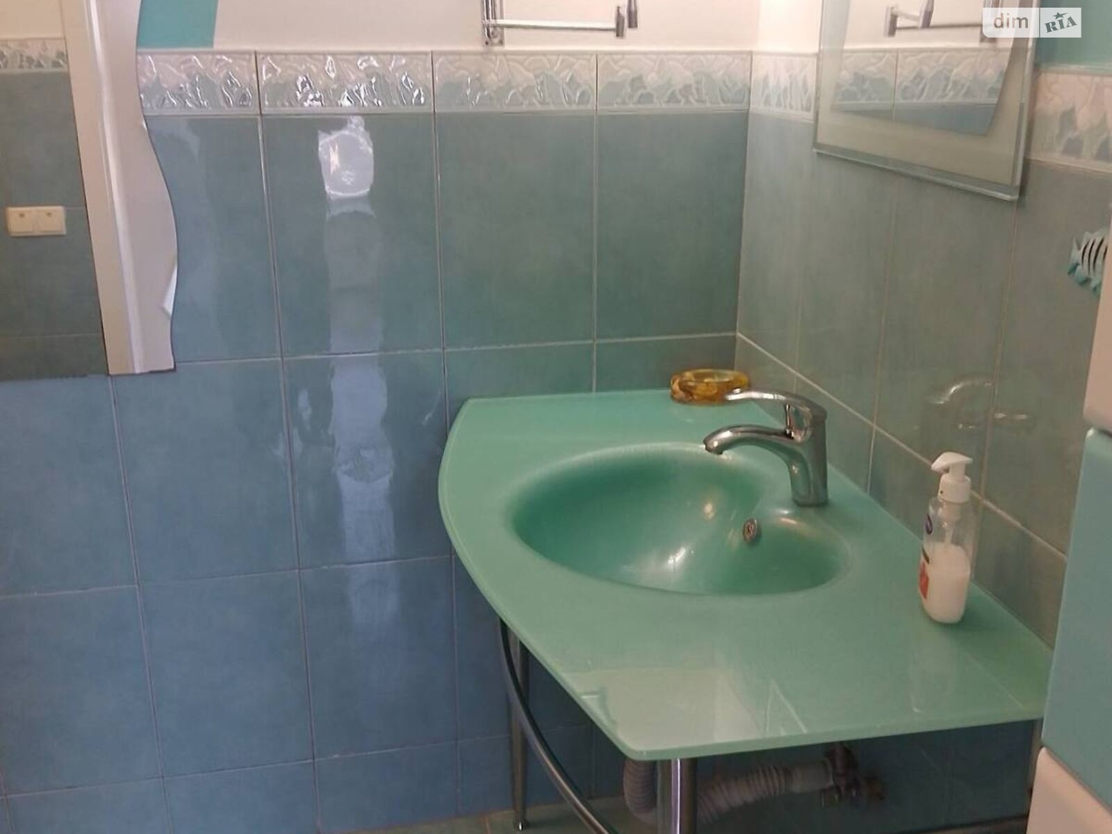 двоповерховий будинок з верандою, 220 кв. м, цегла. Здається помісячно в Дніпрі, в районі ДІІТ фото 1 двопроверховий будинок з верандою, 220 кв. м, цегла. Здається помісячно в Дніпрі, в районі ДІІТ фото 1