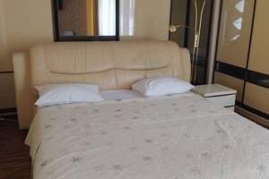 двоповерховий будинок з верандою, 220 кв. м, цегла. Здається помісячно в Дніпрі, в районі ДІІТ фото 2 двопроверховий будинок з верандою, 220 кв. м, цегла. Здається помісячно в Дніпрі, в районі ДІІТ фото 2