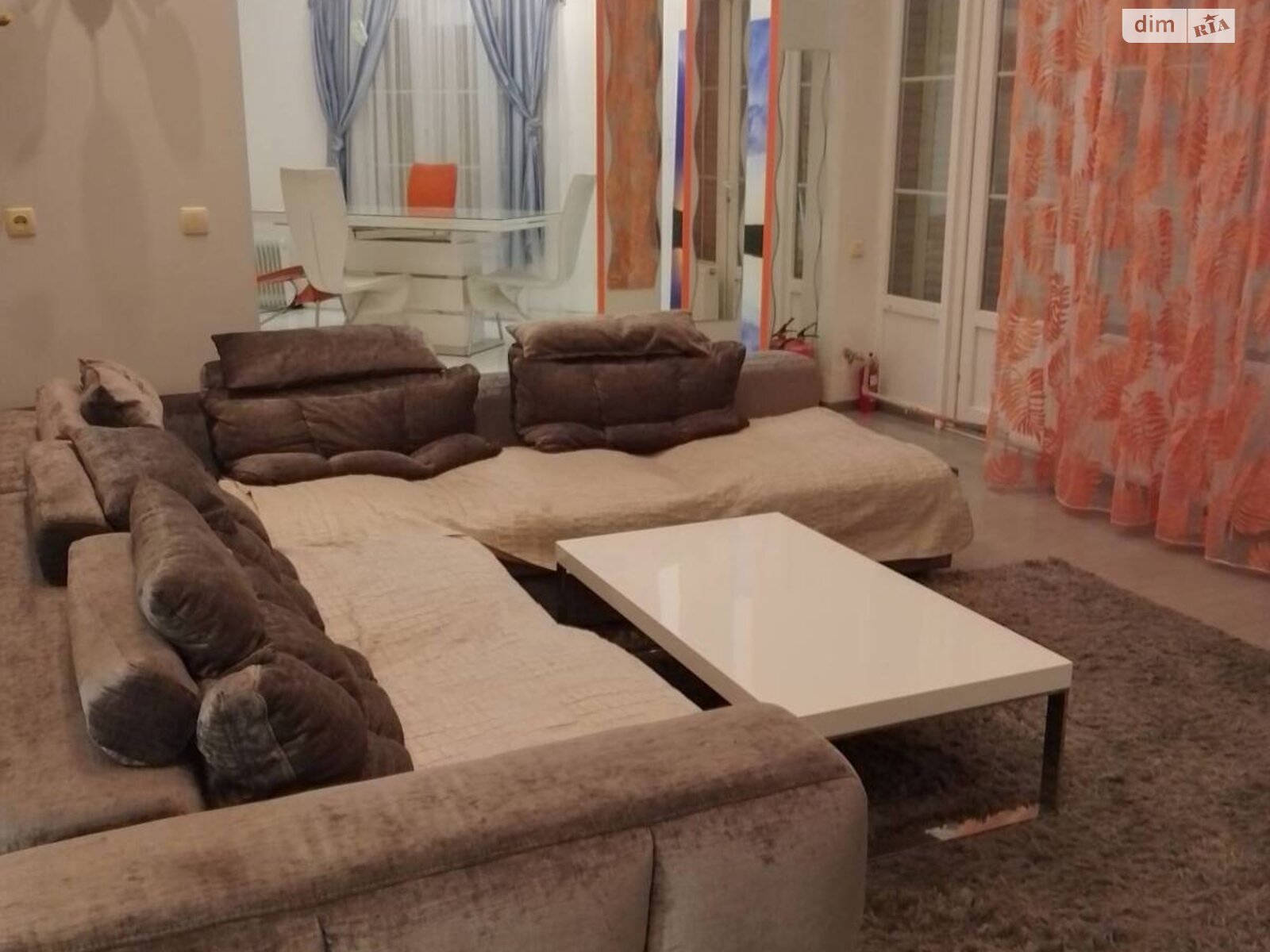 двоповерховий будинок з верандою, 220 кв. м, цегла. Здається помісячно в Дніпрі, в районі ДІІТ фото 1 двопроверховий будинок з верандою, 220 кв. м, цегла. Здається помісячно в Дніпрі, в районі ДІІТ фото 1