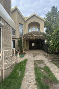 триповерховий будинок з гаражем, 220 кв. м, цегла. Здається помісячно в Дніпрі, в районі ДІІТ фото 2 трипроверховий будинок з гаражем, 220 кв. м, цегла. Здається помісячно в Дніпрі, в районі ДІІТ фото 2