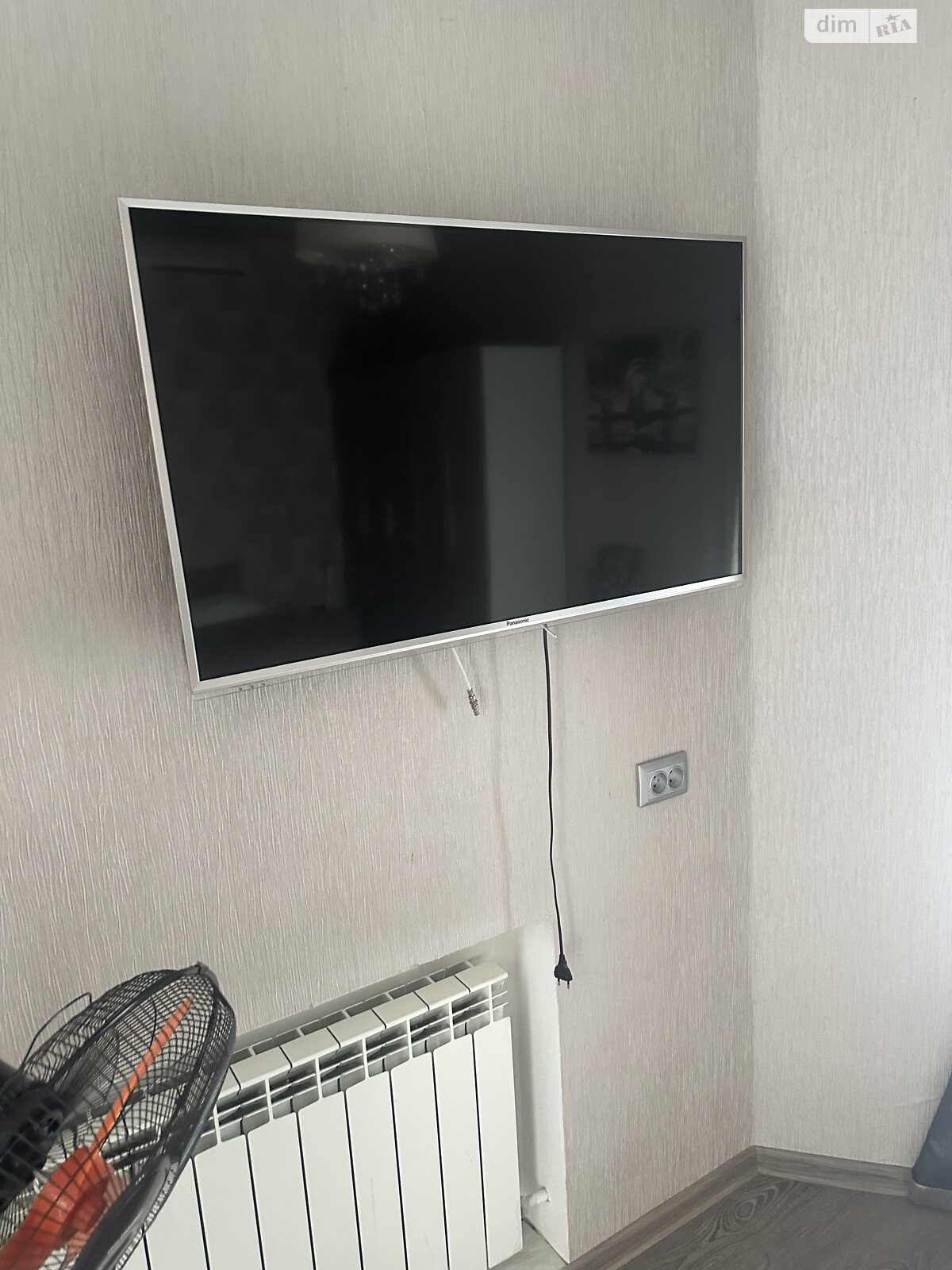 триповерховий будинок з гаражем, 220 кв. м, цегла. Здається помісячно в Дніпрі, в районі ДІІТ фото 1 трипроверховий будинок з гаражем, 220 кв. м, цегла. Здається помісячно в Дніпрі, в районі ДІІТ фото 1