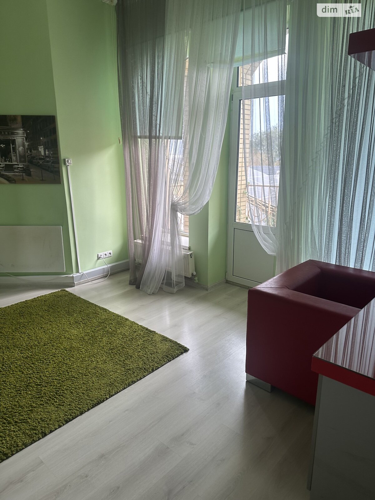 триповерховий будинок з гаражем, 220 кв. м, цегла. Здається помісячно в Дніпрі, в районі ДІІТ фото 1 трипроверховий будинок з гаражем, 220 кв. м, цегла. Здається помісячно в Дніпрі, в районі ДІІТ фото 1