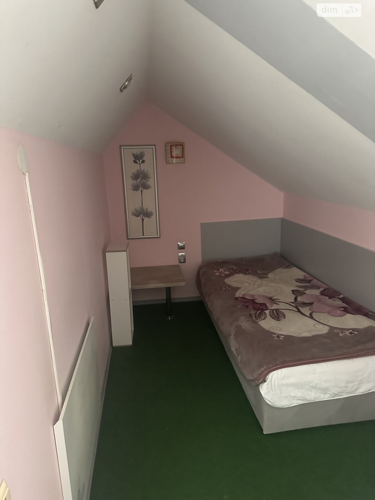 триповерховий будинок з гаражем, 220 кв. м, цегла. Здається помісячно в Дніпрі, в районі ДІІТ фото 1 трипроверховий будинок з гаражем, 220 кв. м, цегла. Здається помісячно в Дніпрі, в районі ДІІТ фото 1