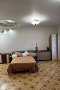 трехэтажный дом с верандой, 1800 кв. м, кирпич. Сдается помесячно в Днепре, в районе ДИИТ фото 2 трехэтажный дом с верандой, 1800 кв. м, кирпич. Сдается помесячно в Днепре, в районе ДИИТ фото 2