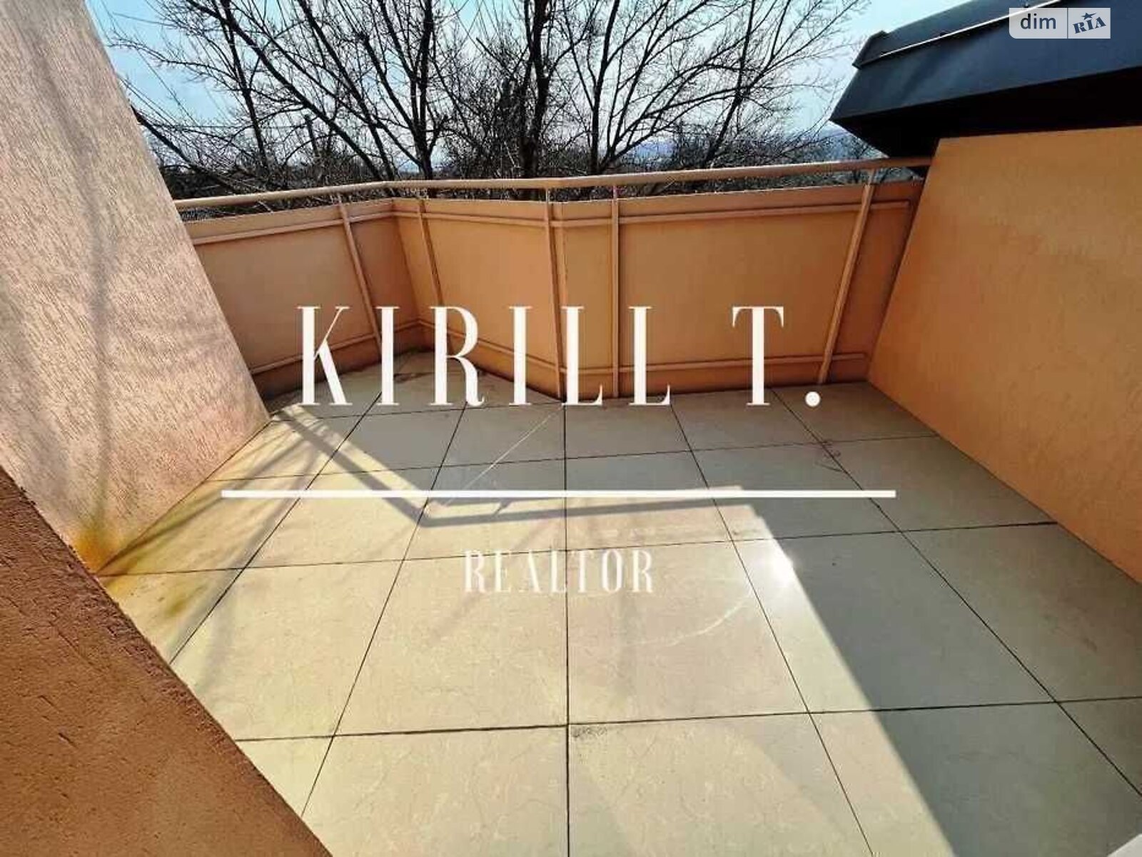 трехэтажный дом с гаражом, 250 кв. м, кирпич. Сдается помесячно в Днепре, в районе ДИИТ фото 1