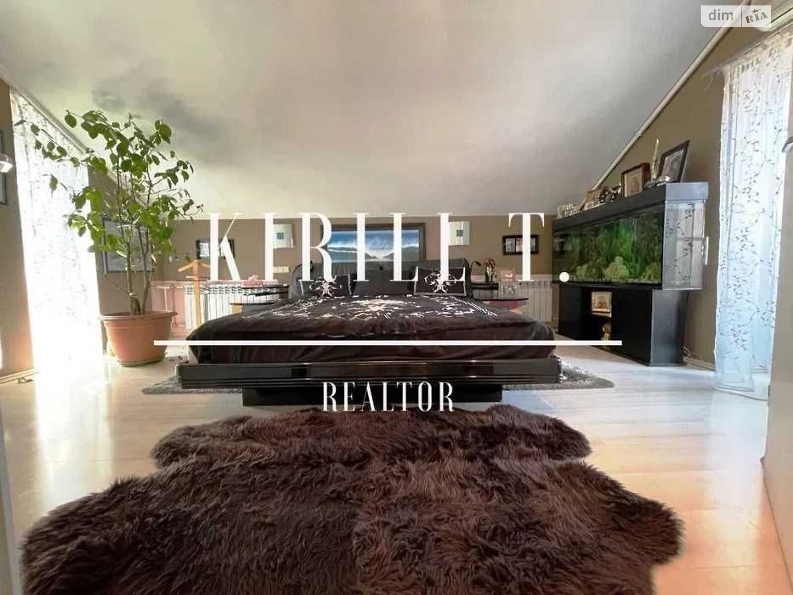 трехэтажный дом с гаражом, 250 кв. м, кирпич. Сдается помесячно в Днепре, в районе ДИИТ фото 1