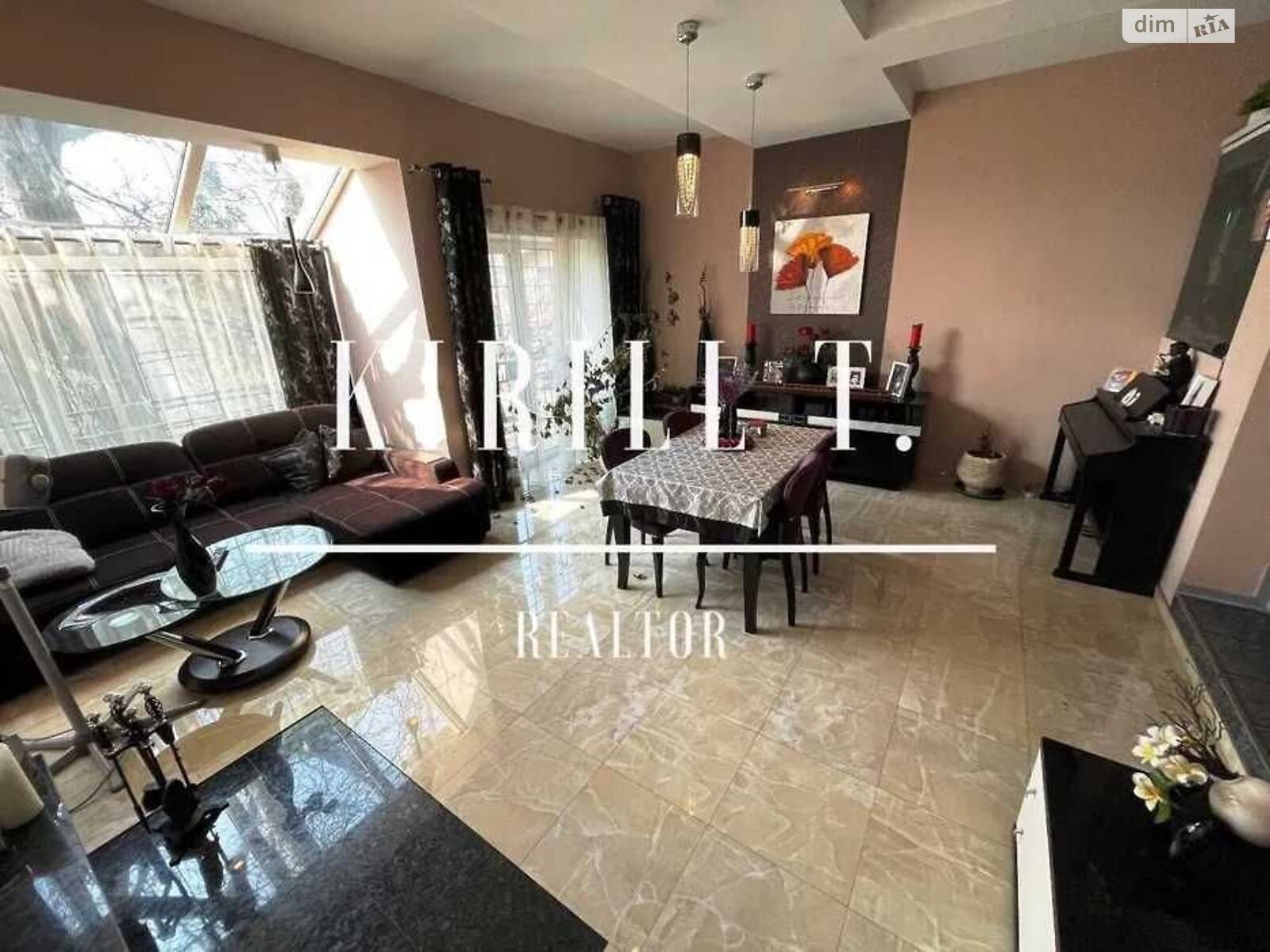 трехэтажный дом с гаражом, 250 кв. м, кирпич. Сдается помесячно в Днепре, в районе ДИИТ фото 1