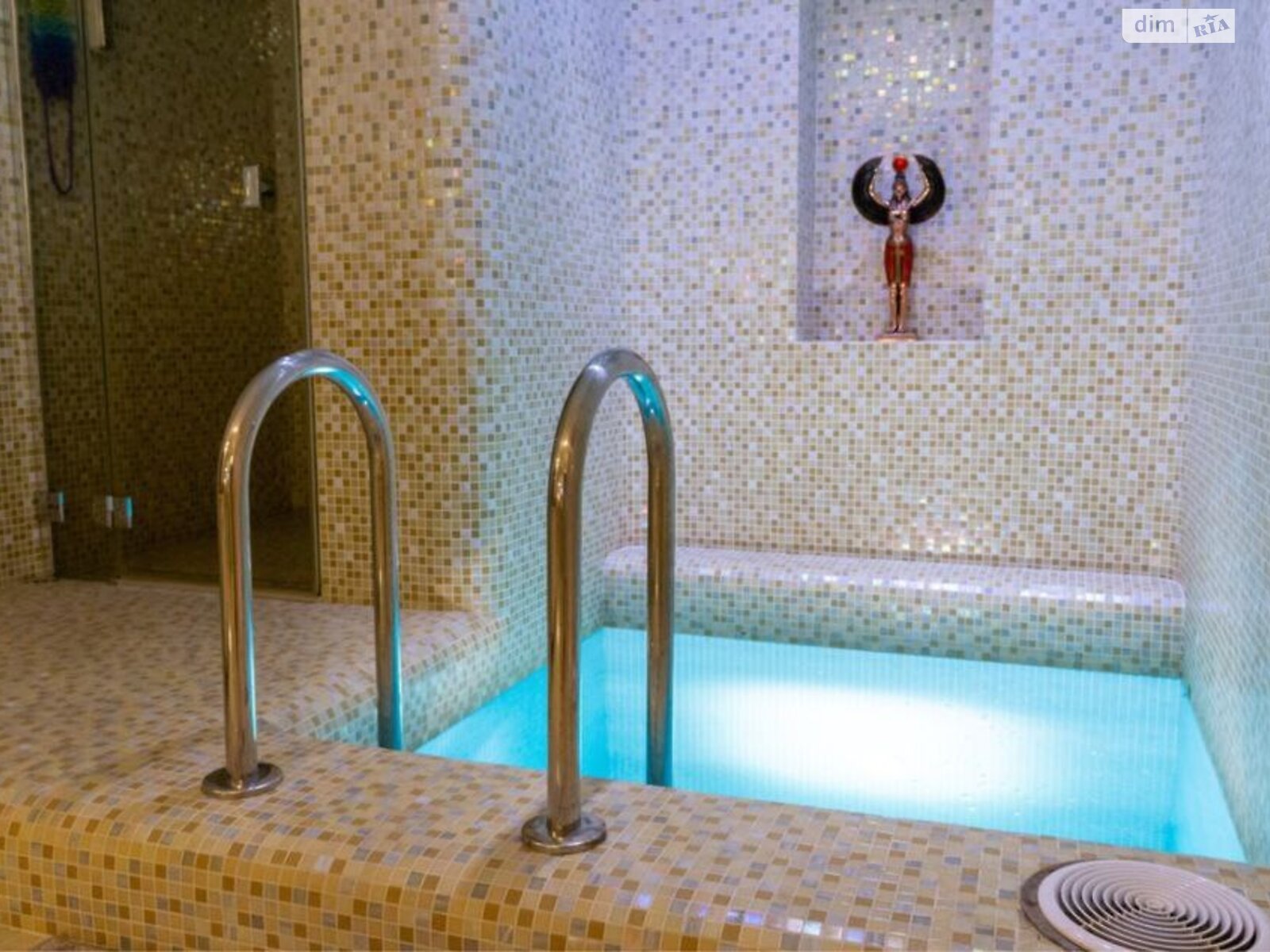 двухэтажный дом с верандой, 350 кв. м, кирпич. Сдается помесячно в Днепре, в районе ДИИТ фото 1