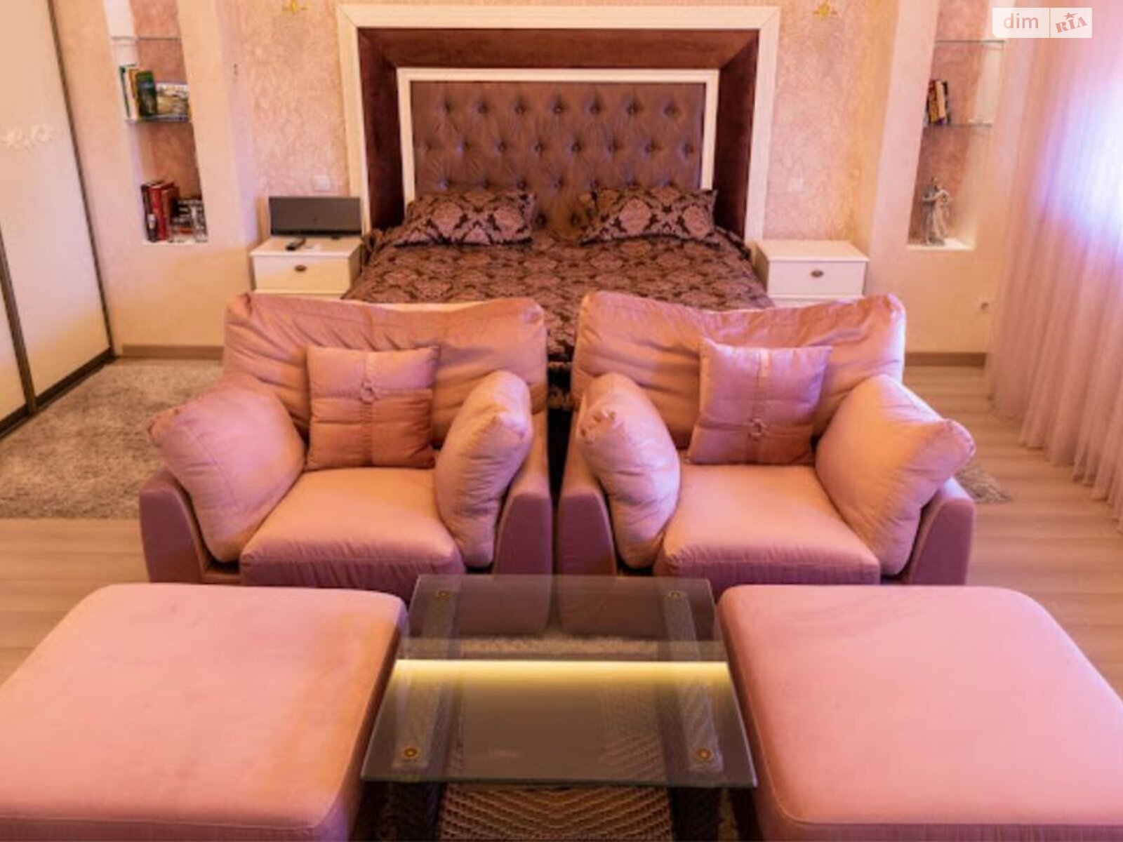 двухэтажный дом с верандой, 350 кв. м, кирпич. Сдается помесячно в Днепре, в районе ДИИТ фото 1