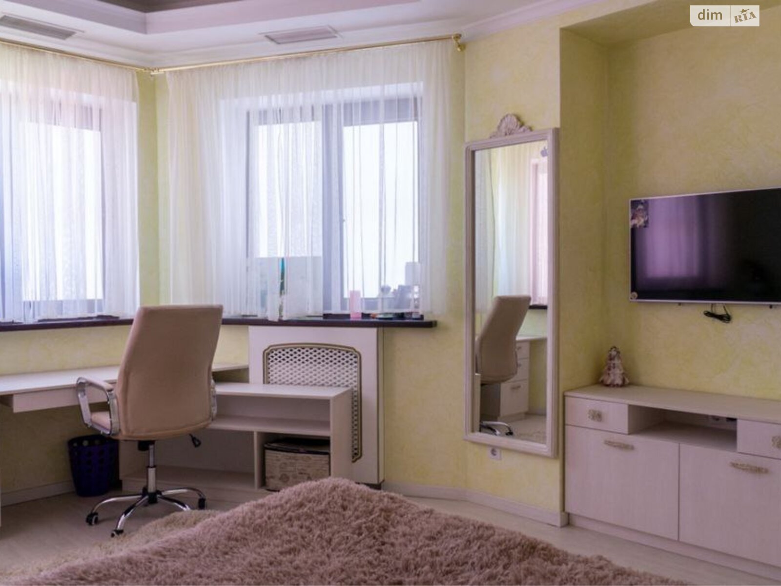 двухэтажный дом с верандой, 350 кв. м, кирпич. Сдается помесячно в Днепре, в районе ДИИТ фото 1