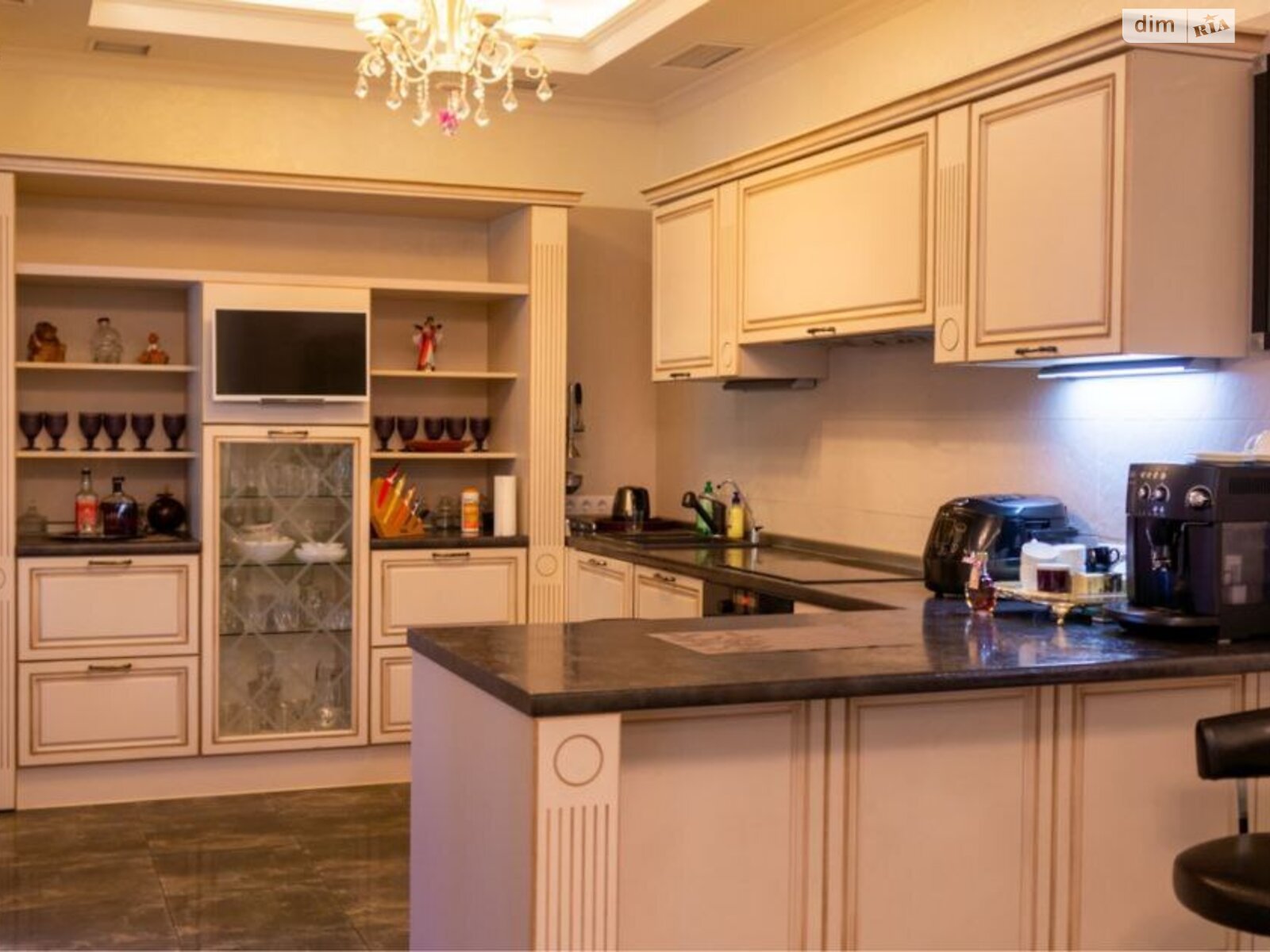 двухэтажный дом с верандой, 350 кв. м, кирпич. Сдается помесячно в Днепре, в районе ДИИТ фото 1