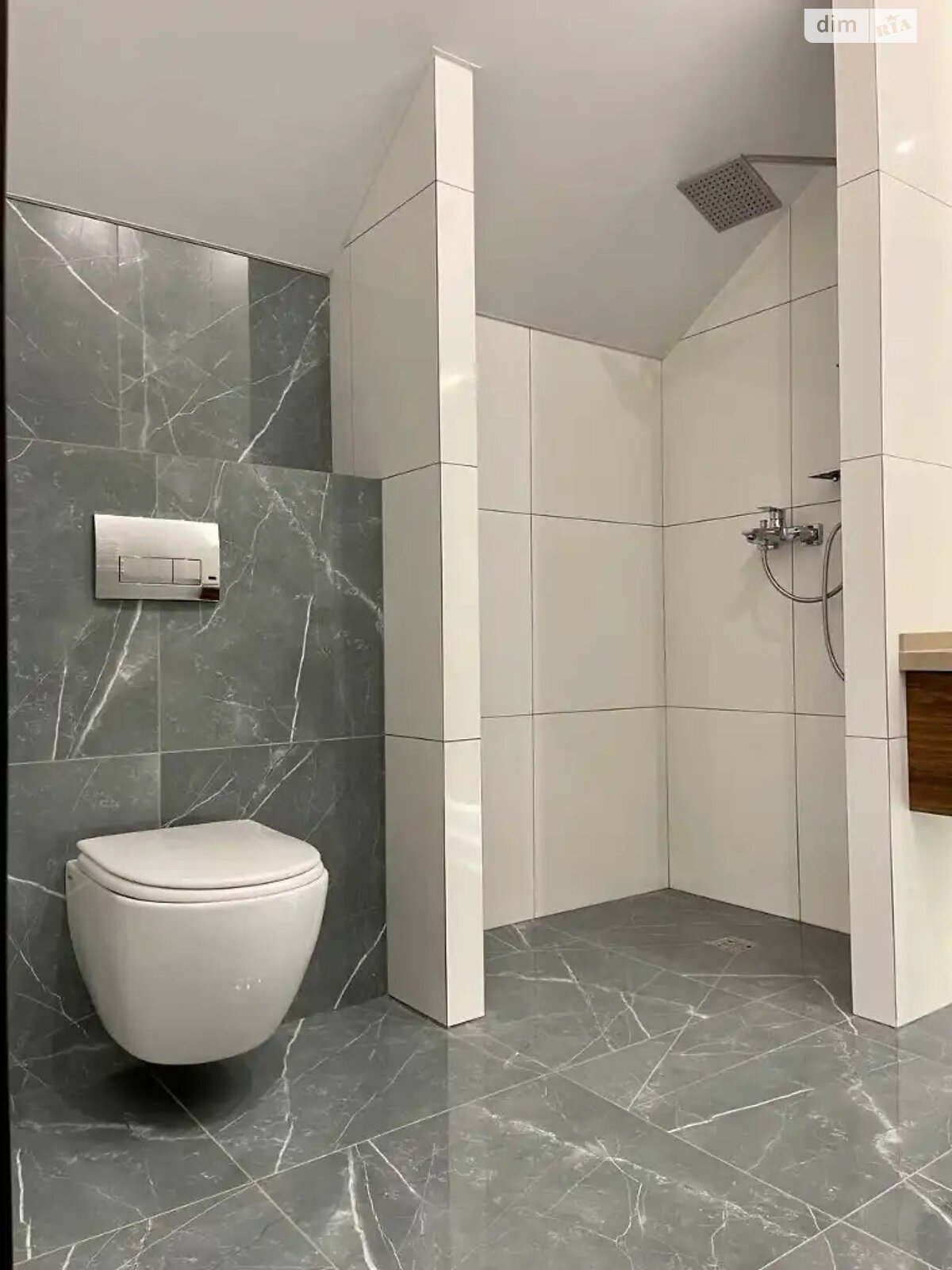 двухэтажный дом, 120 кв. м, кирпич. Сдается помесячно в Днепре, в районе ДИИТ фото 1