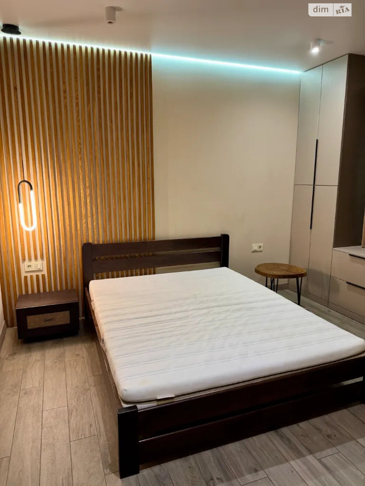 двухэтажный дом, 120 кв. м, кирпич. Сдается помесячно в Днепре, в районе ДИИТ фото 1