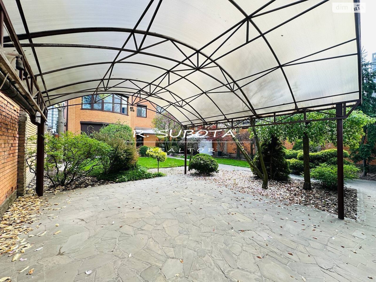 двухэтажный дом, 200 кв. м, кирпич. Сдается помесячно в Днепре фото 1