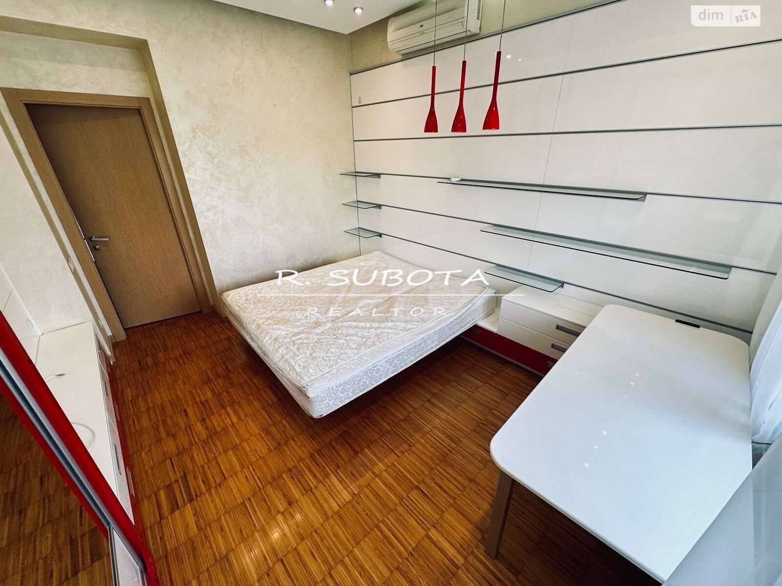 двухэтажный дом, 200 кв. м, кирпич. Сдается помесячно в Днепре фото 1