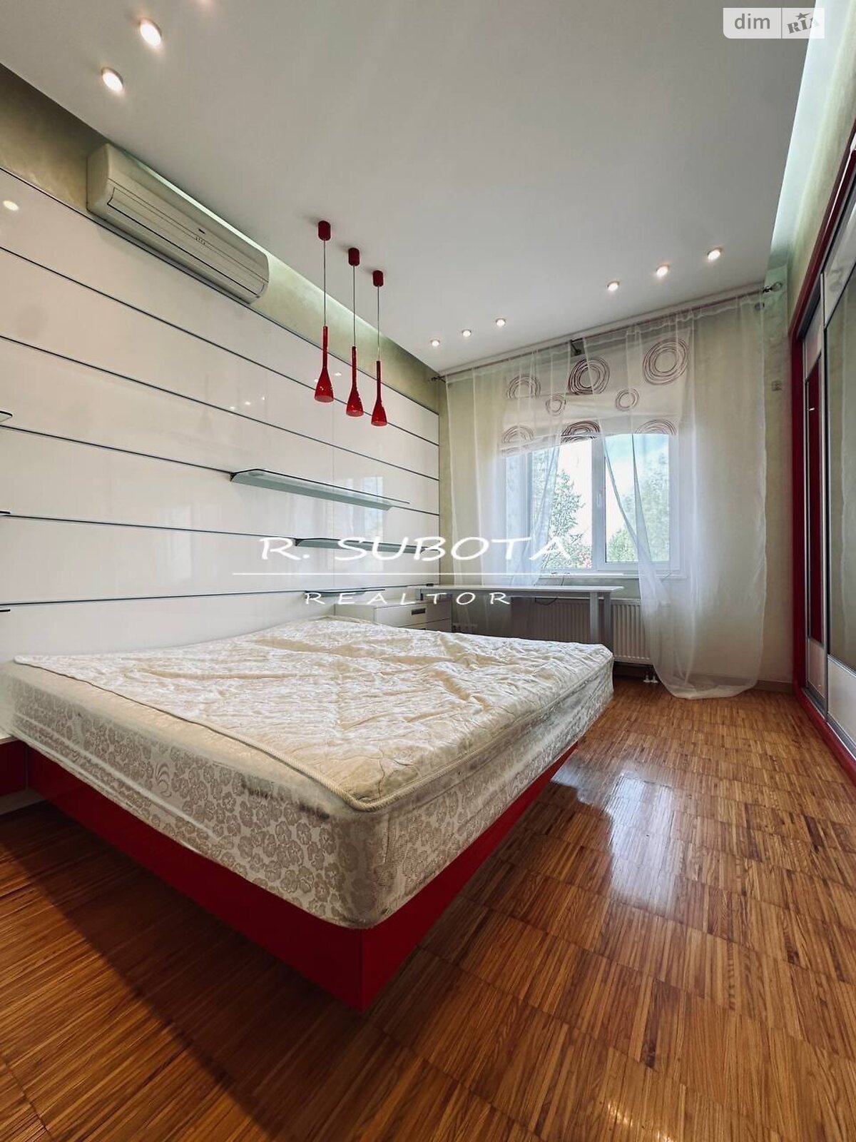 двухэтажный дом, 200 кв. м, кирпич. Сдается помесячно в Днепре фото 1