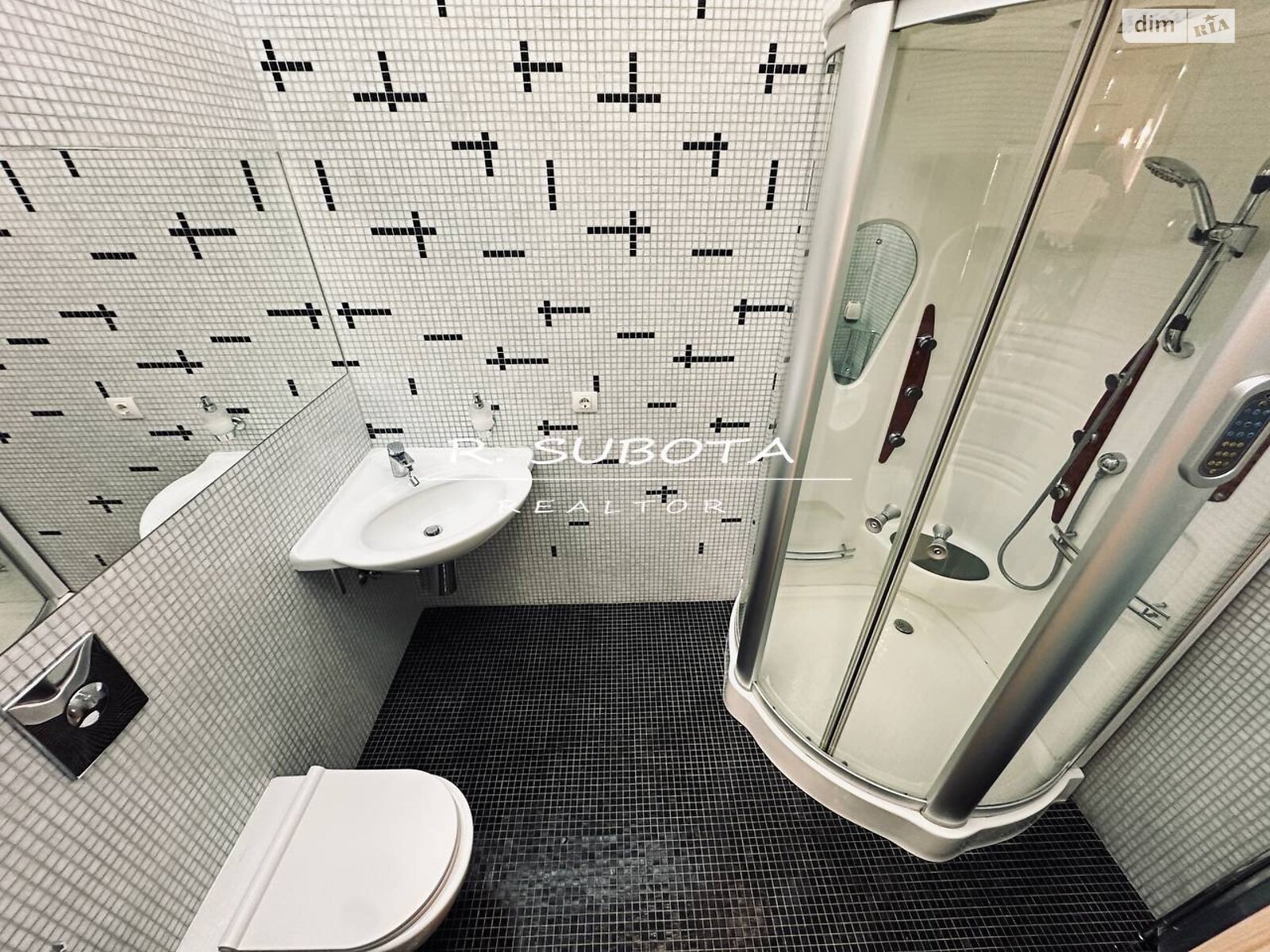 двухэтажный дом, 200 кв. м, кирпич. Сдается помесячно в Днепре фото 1