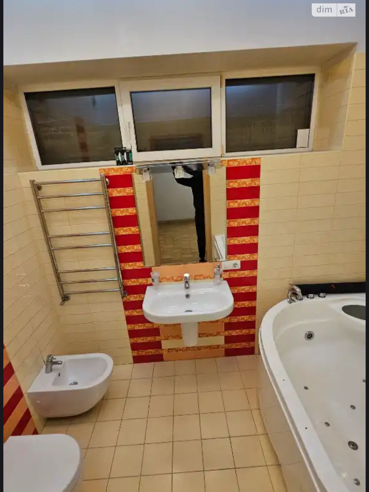 двоповерховий будинок з верандою, 200 кв. м, цегла. Здається помісячно в Дніпрі фото 1