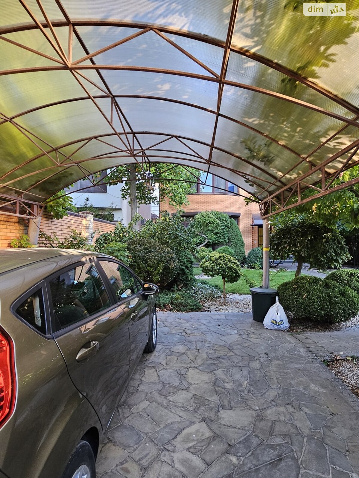 двухэтажный дом, 200 кв. м, кирпич. Сдается помесячно в Днепре фото 1