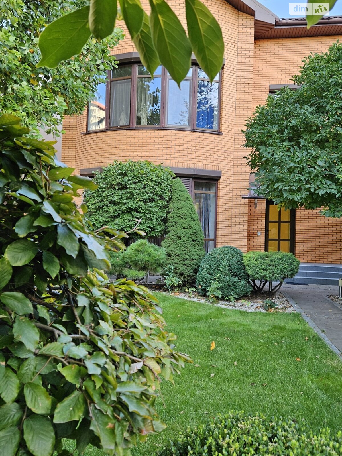 двухэтажный дом, 200 кв. м, кирпич. Сдается помесячно в Днепре фото 1