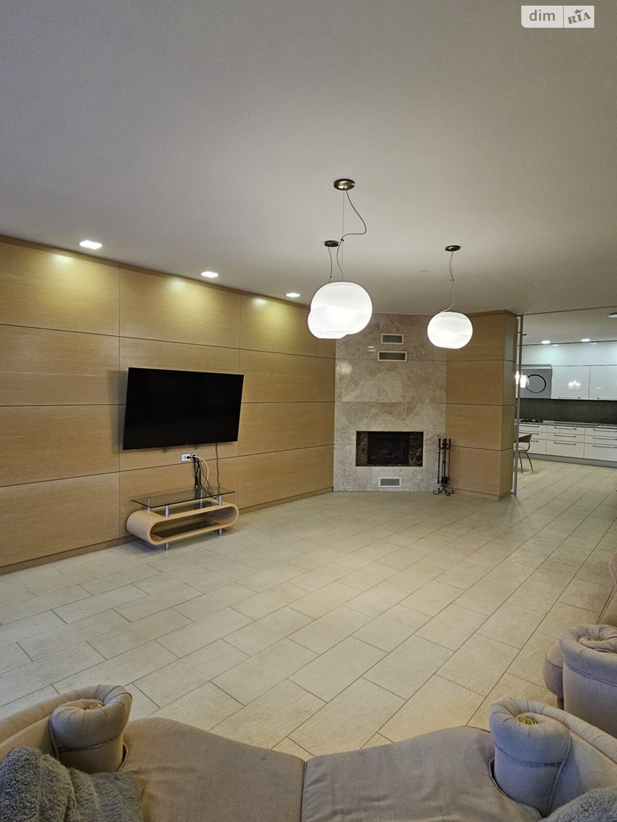 двухэтажный дом, 200 кв. м, кирпич. Сдается помесячно в Днепре фото 1