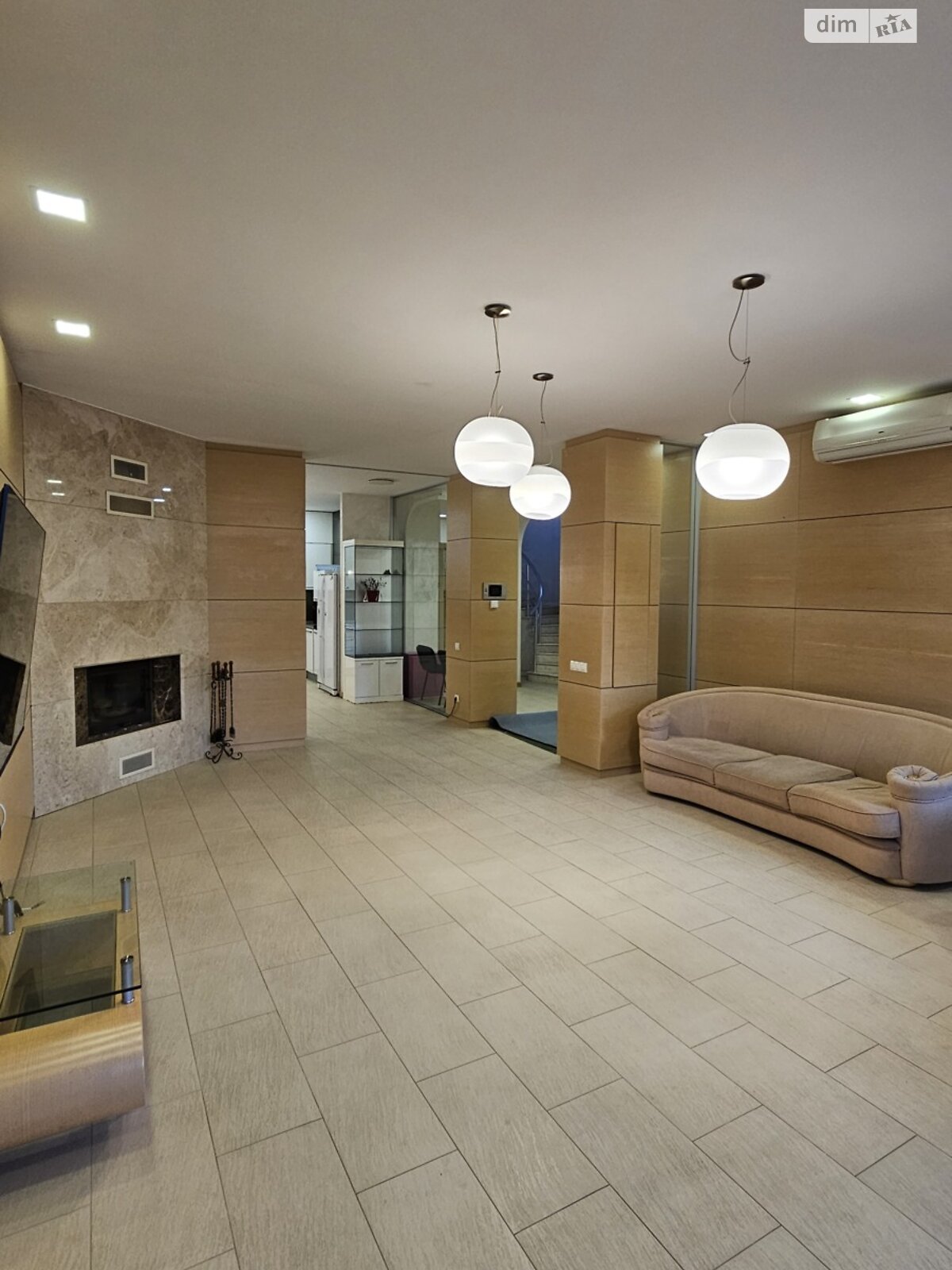 двухэтажный дом, 200 кв. м, кирпич. Сдается помесячно в Днепре фото 1