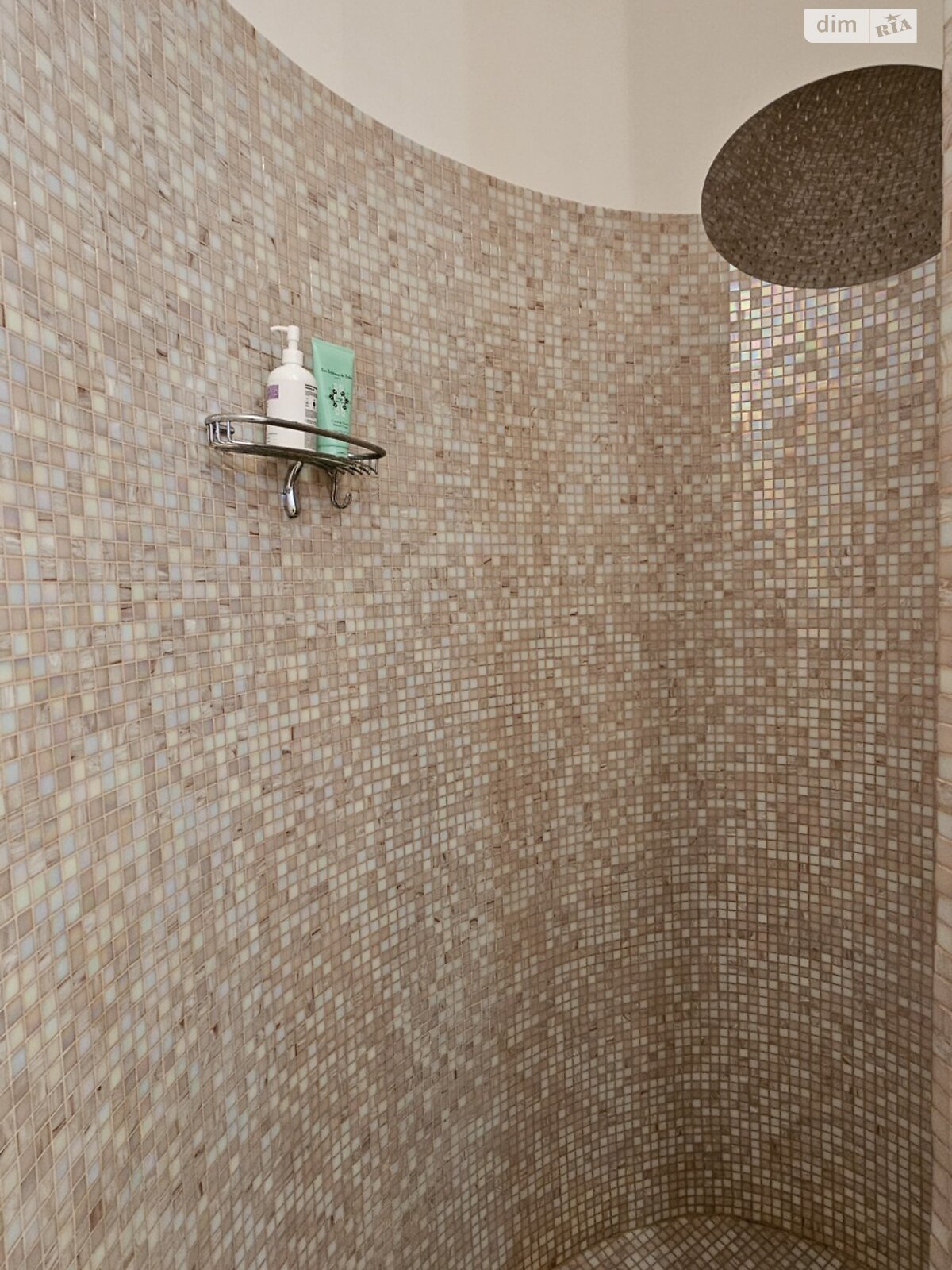 двухэтажный дом, 200 кв. м, кирпич. Сдается помесячно в Днепре фото 1