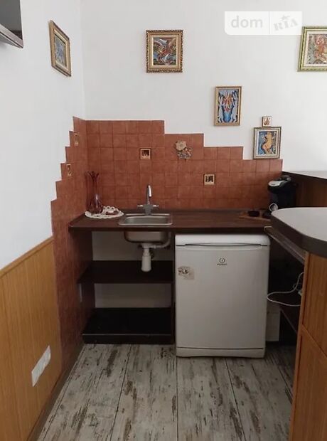 трехэтажный дом с балконом, 111111 кв. м, кирпич. Сдается помесячно в Днепре, в районе Гагарина фото 1 трехэтажный дом с балконом, 111111 кв. м, кирпич. Сдается помесячно в Днепре, в районе Гагарина фото 1