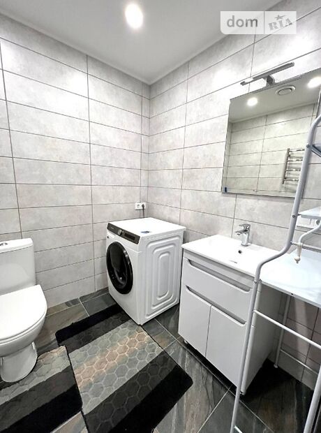 трехэтажный таунхаус с ремонтом, 250 кв. м, кирпич. Сдается помесячно в Днепре, в районе Гагарина фото 1 трехэтажный таунхаус с ремонтом, 250 кв. м, кирпич. Сдается помесячно в Днепре, в районе Гагарина фото 1