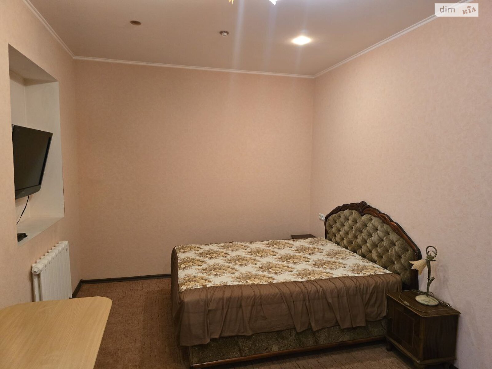 однопроверховий будинок, 130 кв. м, кирпич. Здається помісячно в Дніпрі, в районі Ігрень фото 1