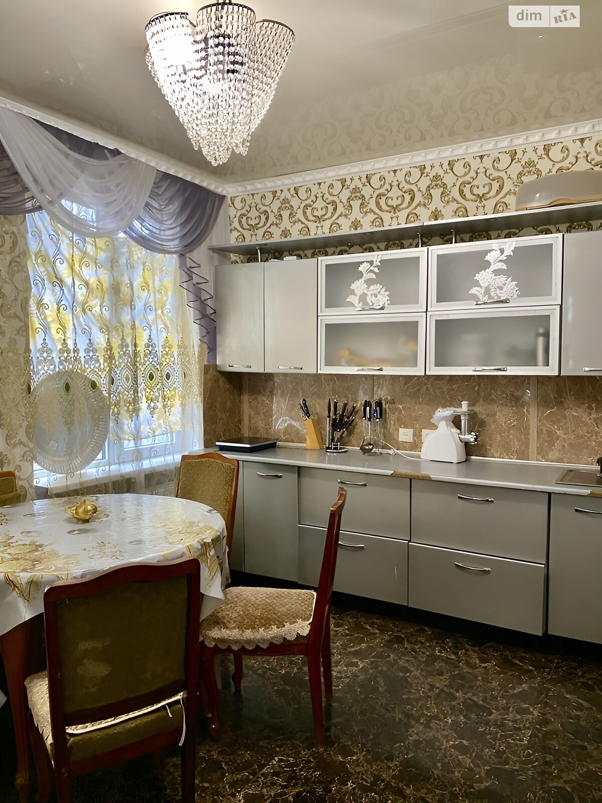 двоповерховий будинок бесідка, 140 кв. м, цегла. Здається помісячно в Дніпрі, в районі Індустріальний фото 1 двопроверховий будинок бесідка, 140 кв. м, цегла. Здається помісячно в Дніпрі, в районі Індустріальний фото 1