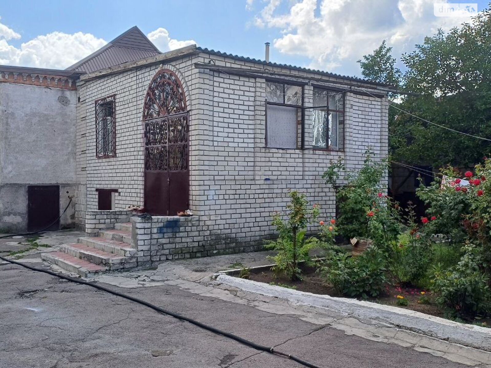 однопроверховий будинок з гаражем, 250 кв. м, шлакоблок. Здається помісячно в Дніпрі, в районі Амур-Нижньодніпровський фото 1