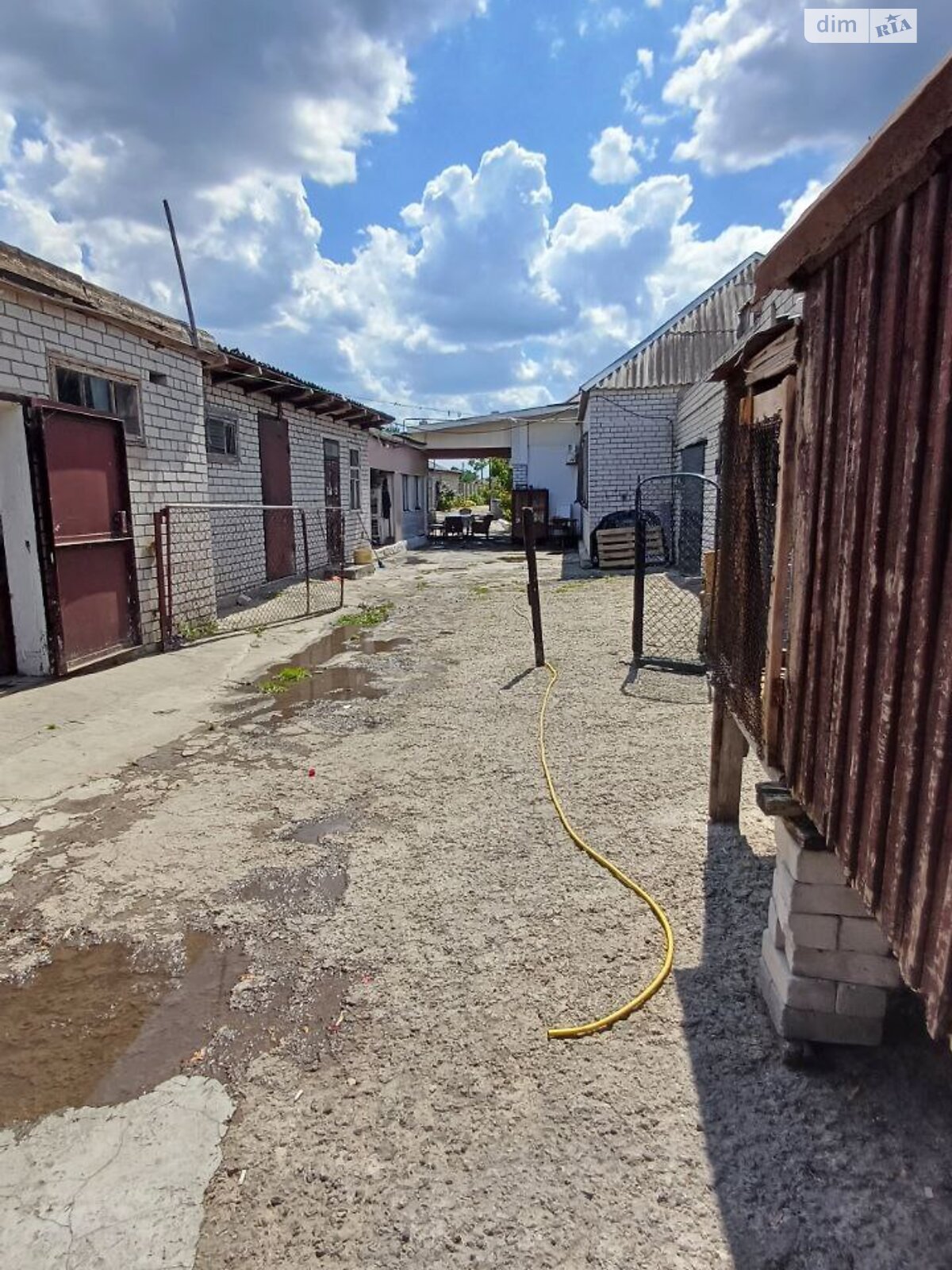 однопроверховий будинок з гаражем, 250 кв. м, шлакоблок. Здається помісячно в Дніпрі, в районі Амур-Нижньодніпровський фото 1