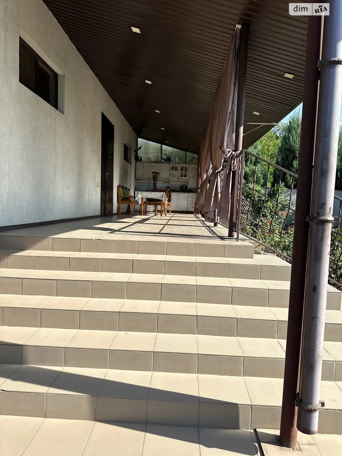 двоповерховий будинок з верандою, 233 кв. м, кирпич. Здається помісячно в Дніпрі, в районі Кам’янка фото 1 двопроверховий будинок з верандою, 233 кв. м, кирпич. Здається помісячно в Дніпрі, в районі Кам’янка фото 1