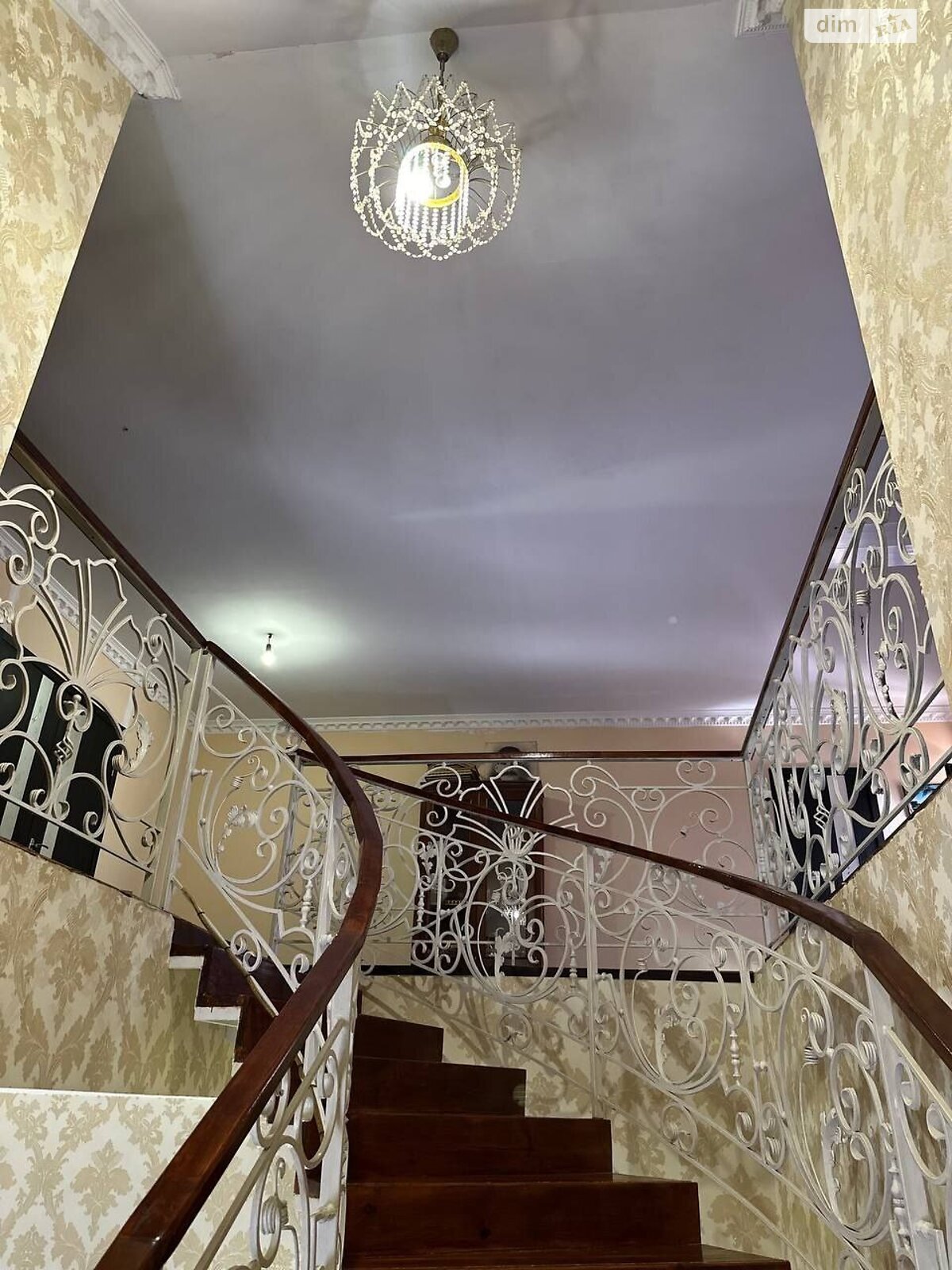 двоповерховий будинок з верандою, 233 кв. м, кирпич. Здається помісячно в Дніпрі, в районі Кам’янка фото 1 двопроверховий будинок з верандою, 233 кв. м, кирпич. Здається помісячно в Дніпрі, в районі Кам’янка фото 1