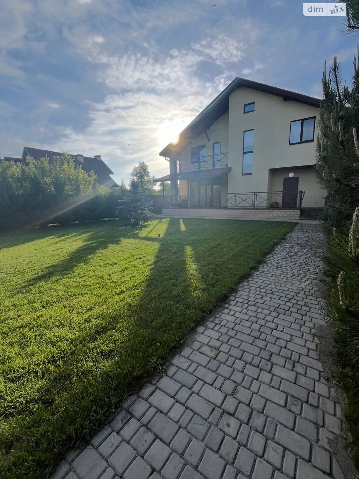 двухэтажный дом с верандой, 230 кв. м, кирпич. Сдается помесячно в Днепре, в районе Камянка фото 1