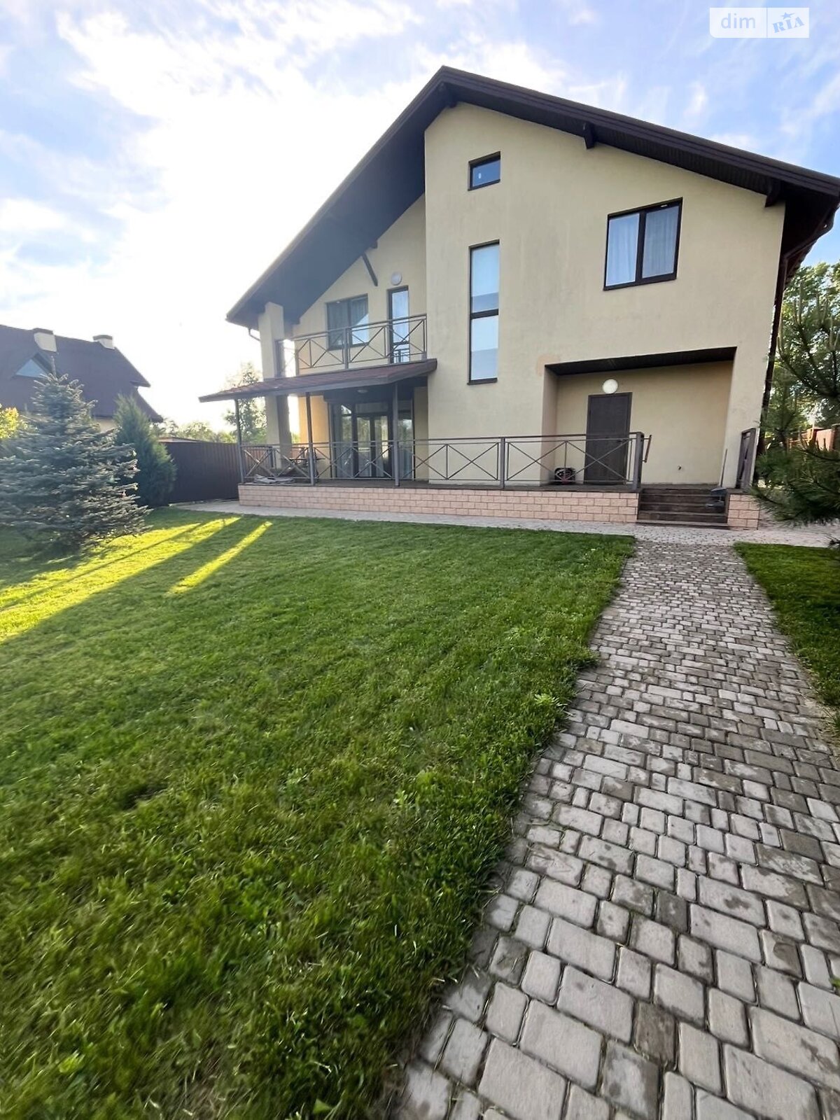 двухэтажный дом с верандой, 230 кв. м, кирпич. Сдается помесячно в Днепре, в районе Камянка фото 1