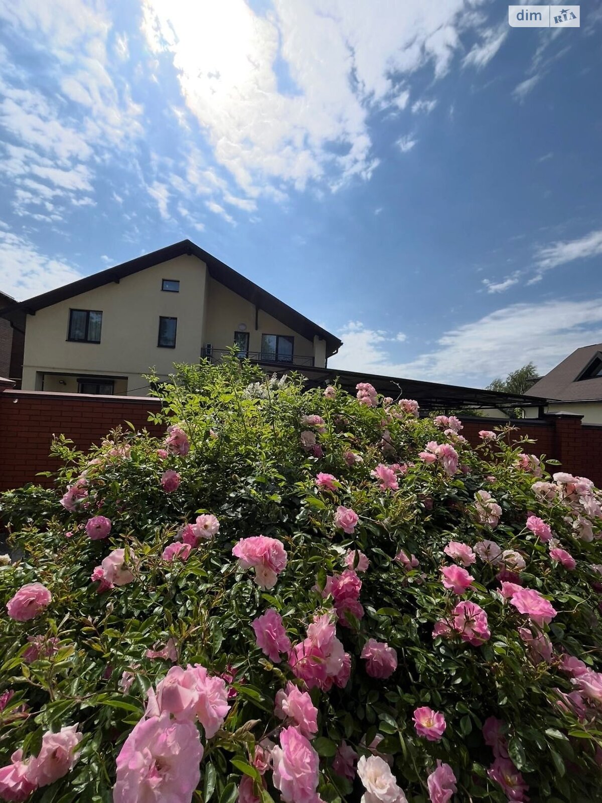 двухэтажный дом с верандой, 230 кв. м, кирпич. Сдается помесячно в Днепре, в районе Камянка фото 1