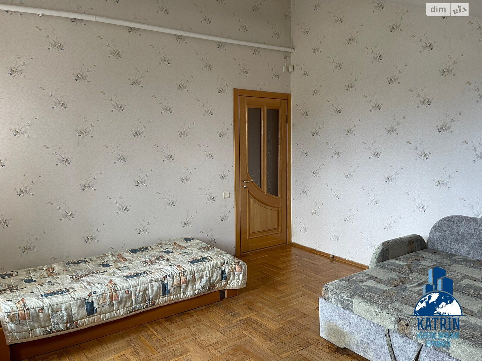двухэтажный дом, 273 кв. м, кирпич. Сдается помесячно в Днепре, в районе Камянка фото 1 двухэтажный дом, 273 кв. м, кирпич. Сдается помесячно в Днепре, в районе Камянка фото 1