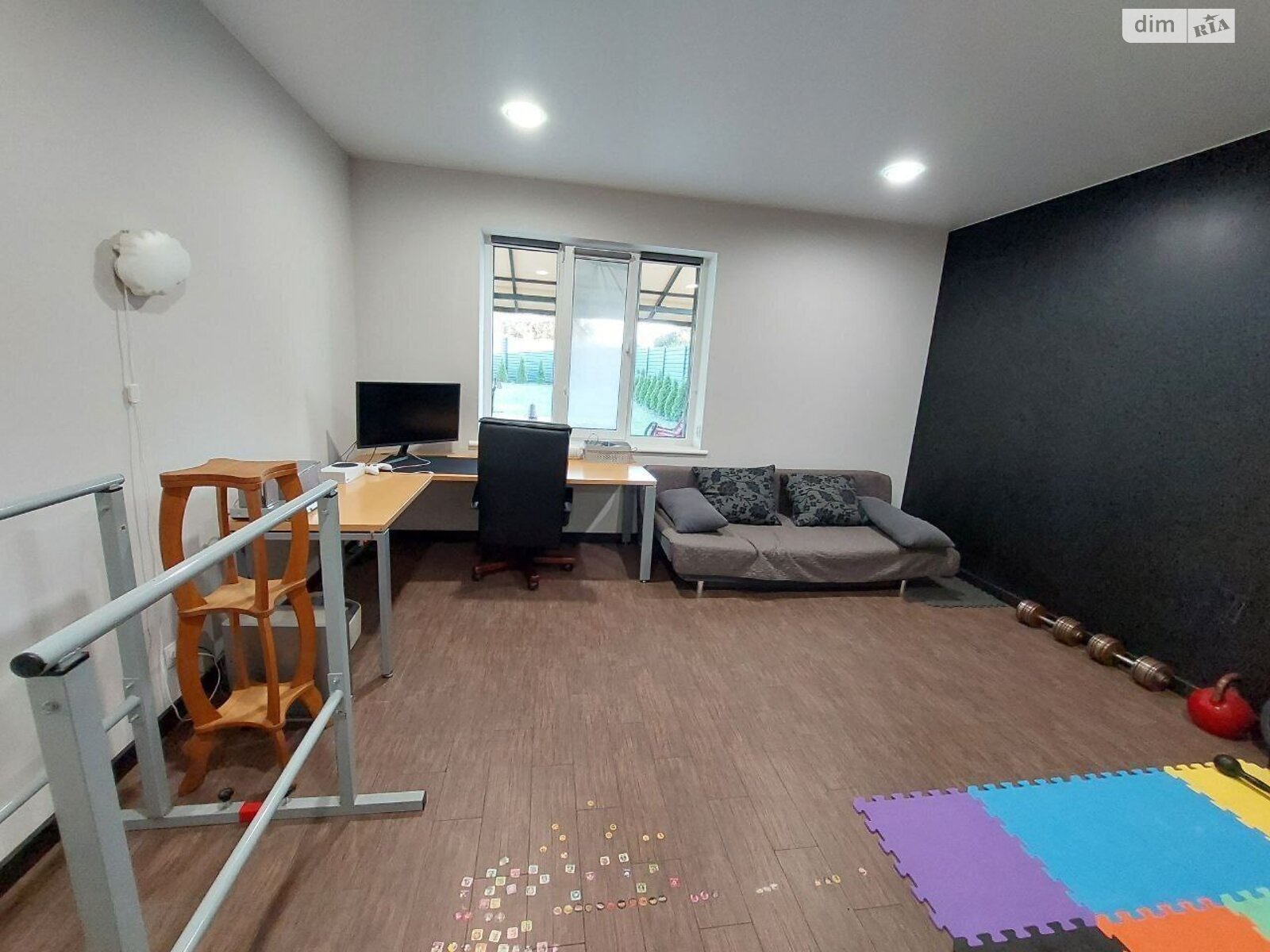 двухэтажный дом, 180 кв. м, кирпич. Сдается помесячно в Днепре, в районе Краснополье фото 1 двухэтажный дом, 180 кв. м, кирпич. Сдается помесячно в Днепре, в районе Краснополье фото 1