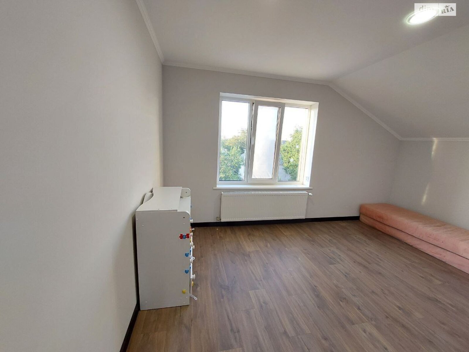 двухэтажный дом, 180 кв. м, кирпич. Сдается помесячно в Днепре, в районе Краснополье фото 1 двухэтажный дом, 180 кв. м, кирпич. Сдается помесячно в Днепре, в районе Краснополье фото 1