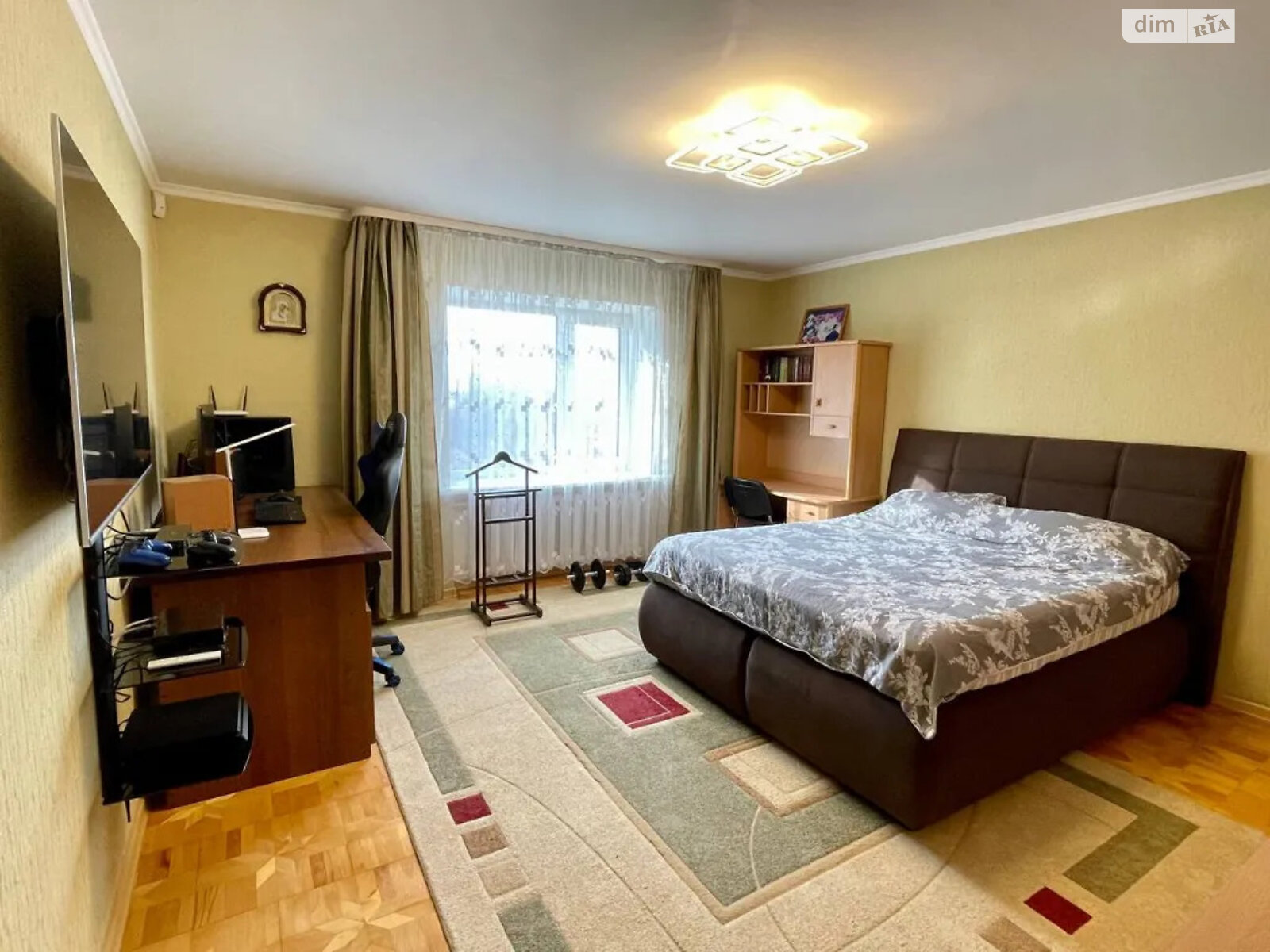 двоповерховий будинок, 280 кв. м, кирпич. Здається помісячно в Дніпрі, в районі Табірний фото 1 двопроверховий будинок, 280 кв. м, кирпич. Здається помісячно в Дніпрі, в районі Табірний фото 1